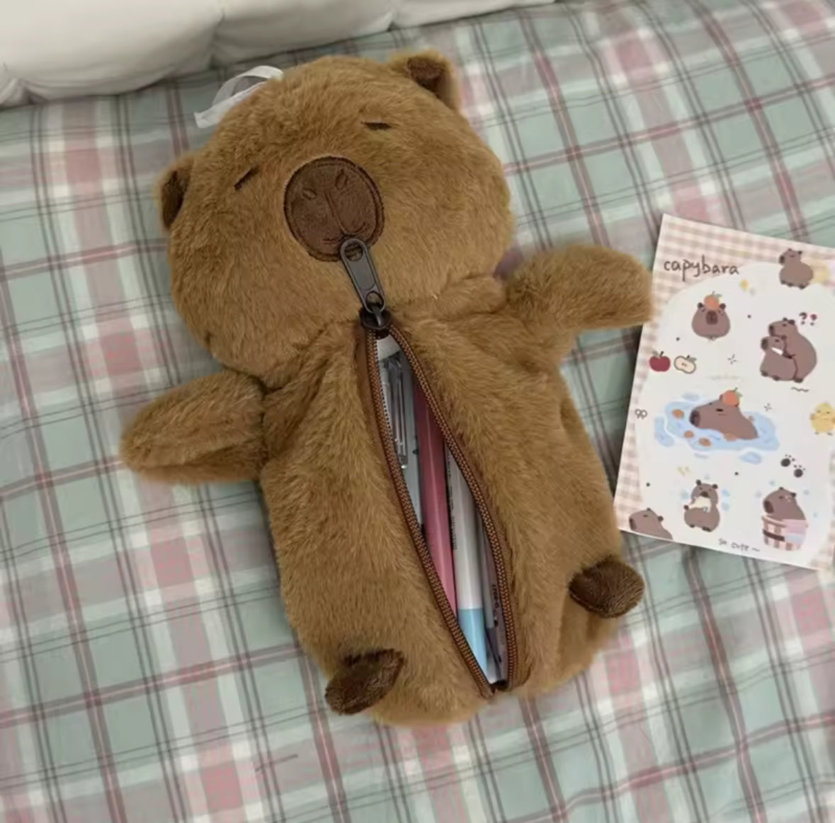 Estuche Peluche Capibara